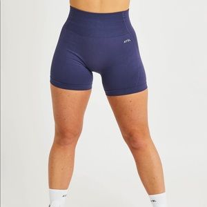 Navy blue BEABYL balance V2 seamless shorts